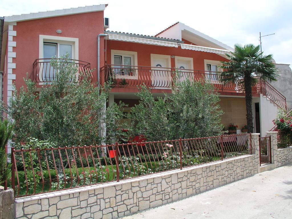 Apartments Salamun Biograd Na Moru Eksteriør billede